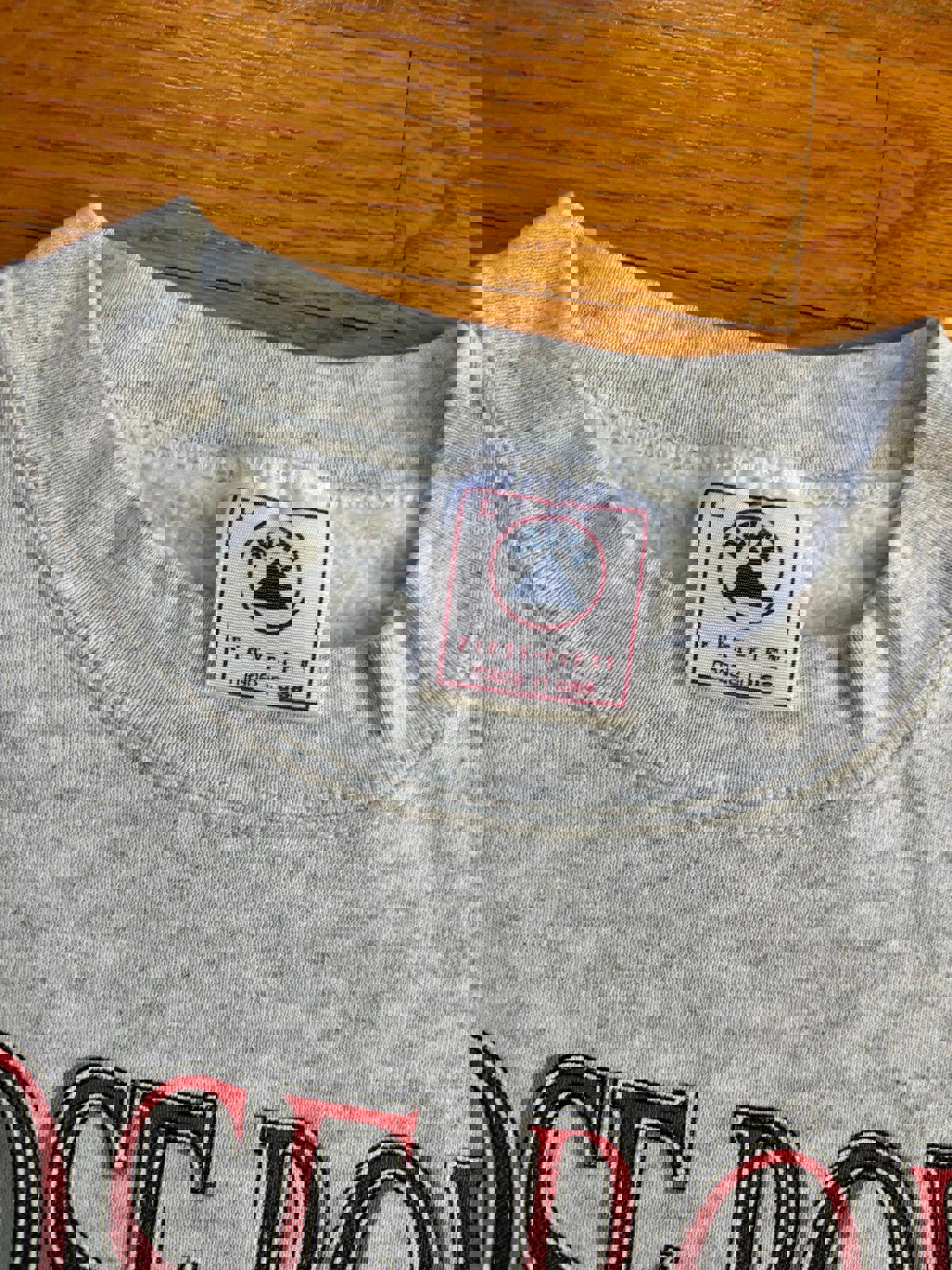 Vintage 90s University of Wisconsin Badgers Rose Bowl Crewneck Sweater