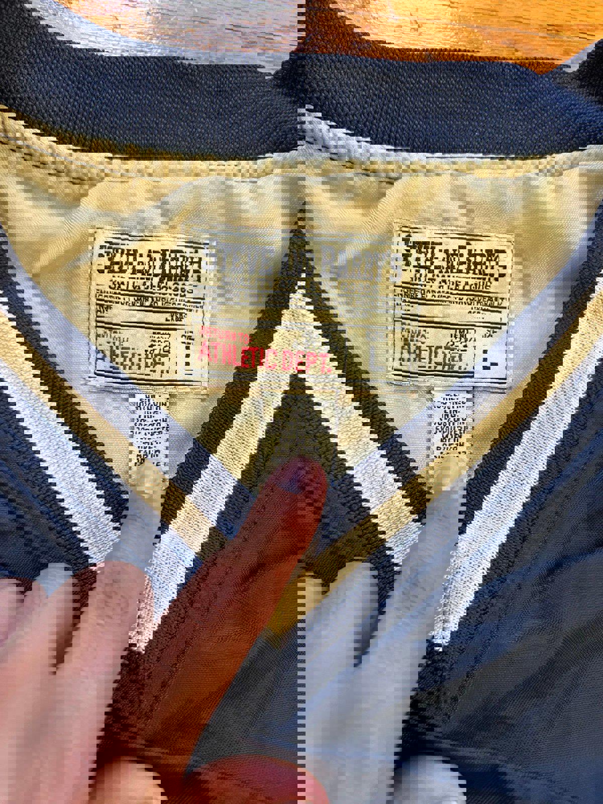 Vintage University of Notre Dame Fighting Irish Windbreaker Jacket