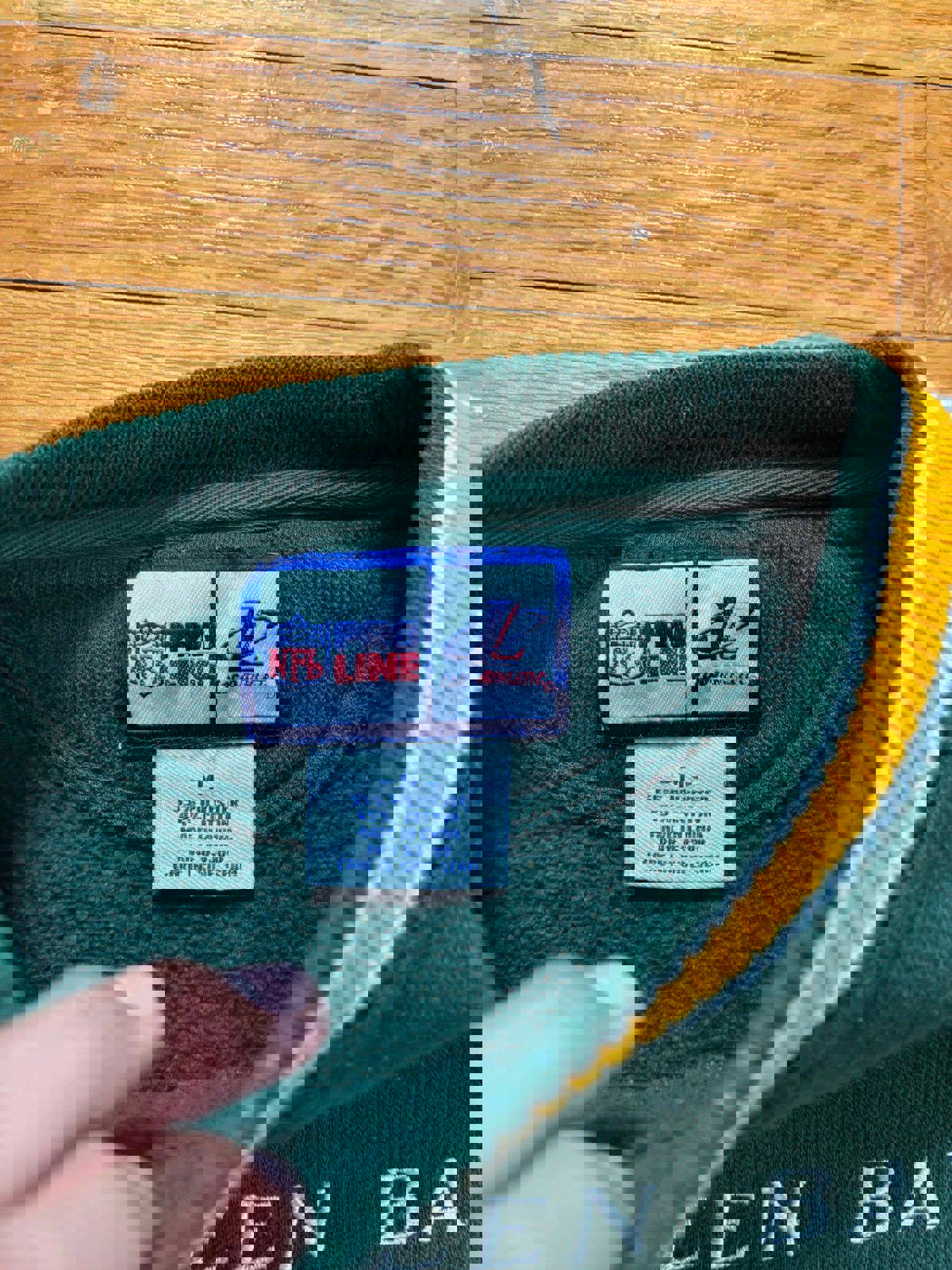 Vintage 90s NFL Green Bay Packer Crewneck Sweater