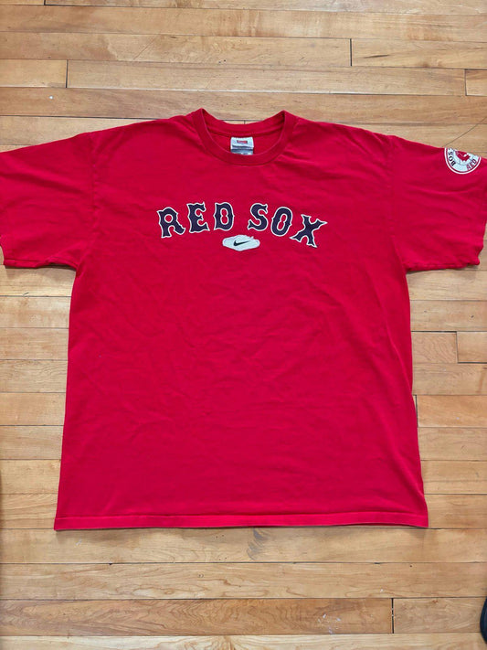 Vintage MLB Boston Red Sox Nike Center Swoosh T-Shirt
