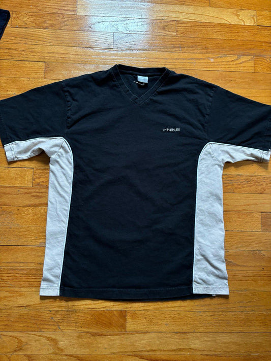 Vintage Y2K Nike T-Shirt