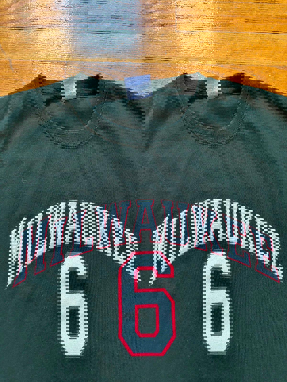 Vintage Milwaukee Bucks Andrew Bogut T-Shirt