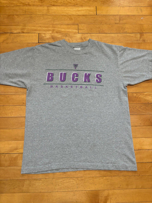 Vintage Milwaukee Bucks T-Shirt