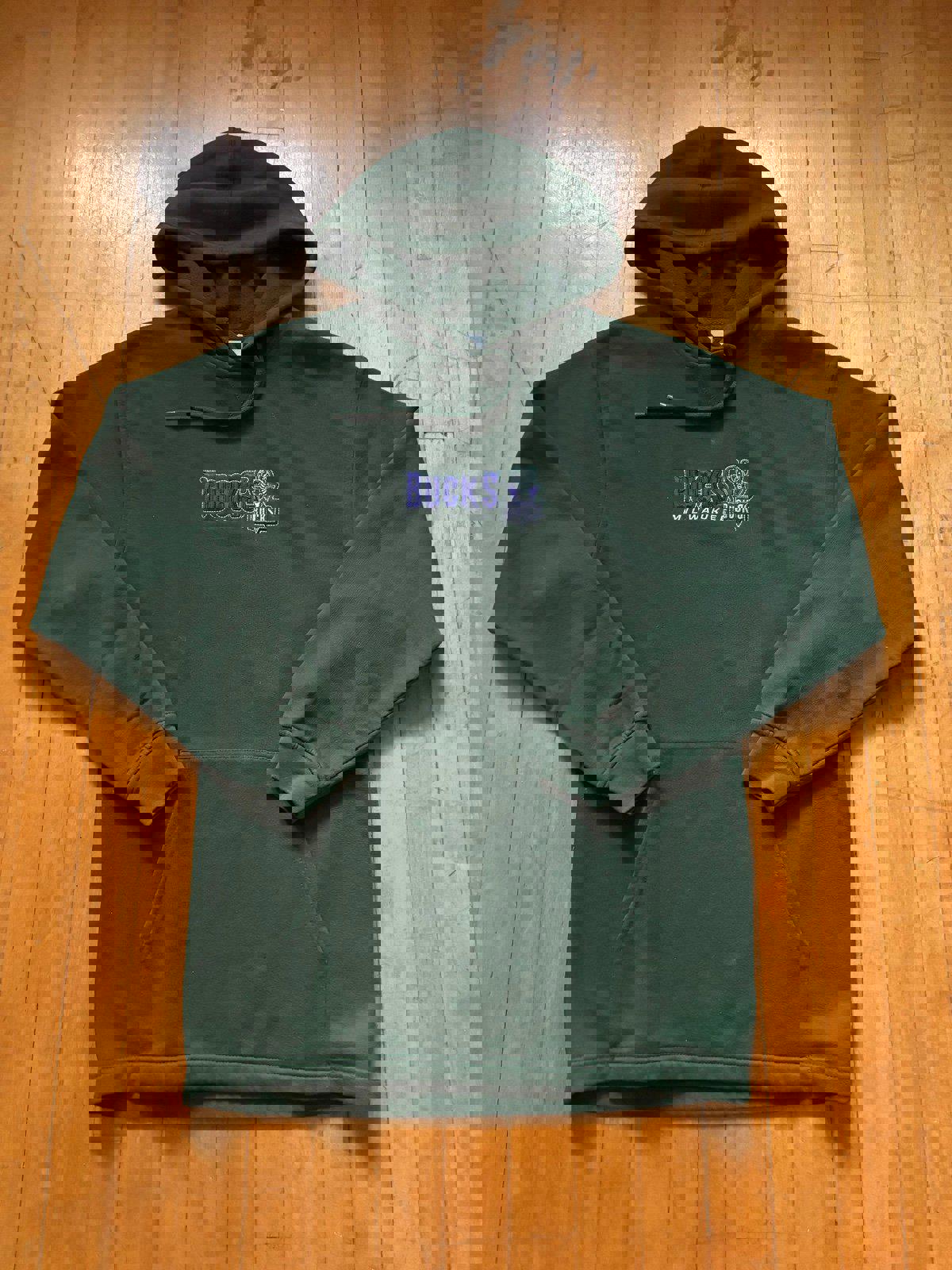 Vintage NBA Milwaukee Bucks Hoodie