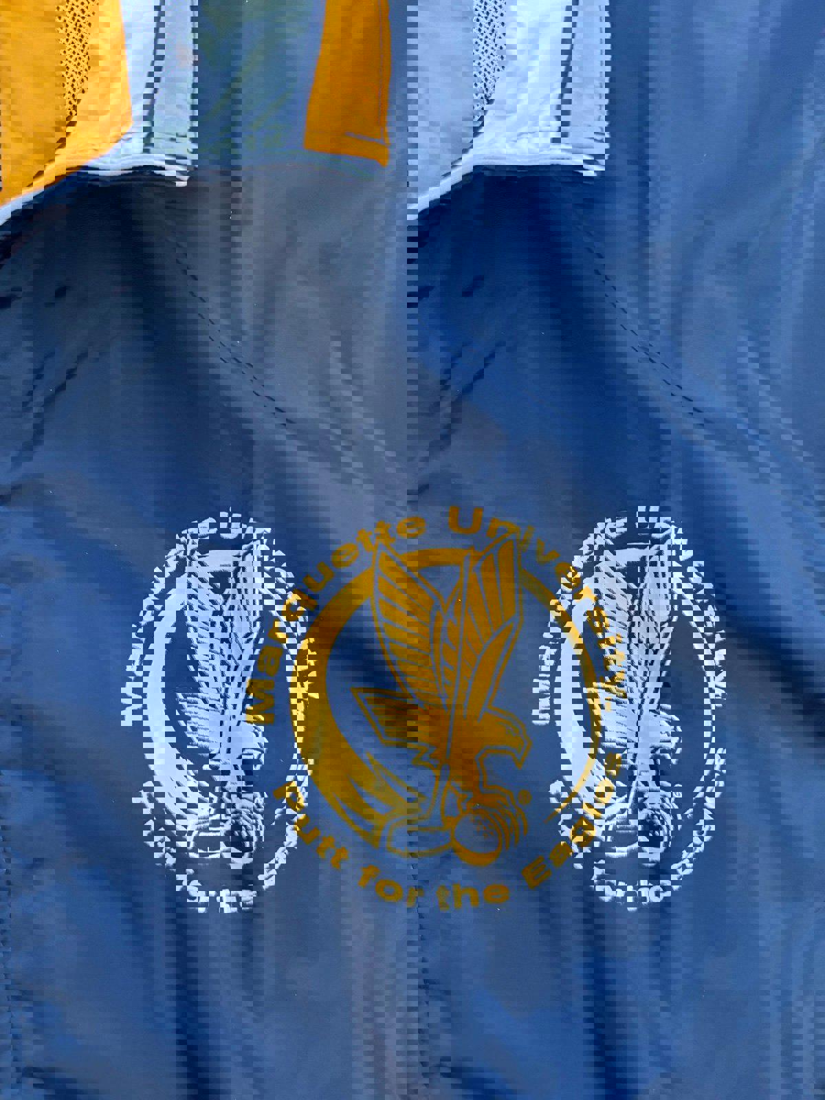 Vintage University of Milwaukee Wisconsin Marquette Eagles Windbreaker Jack