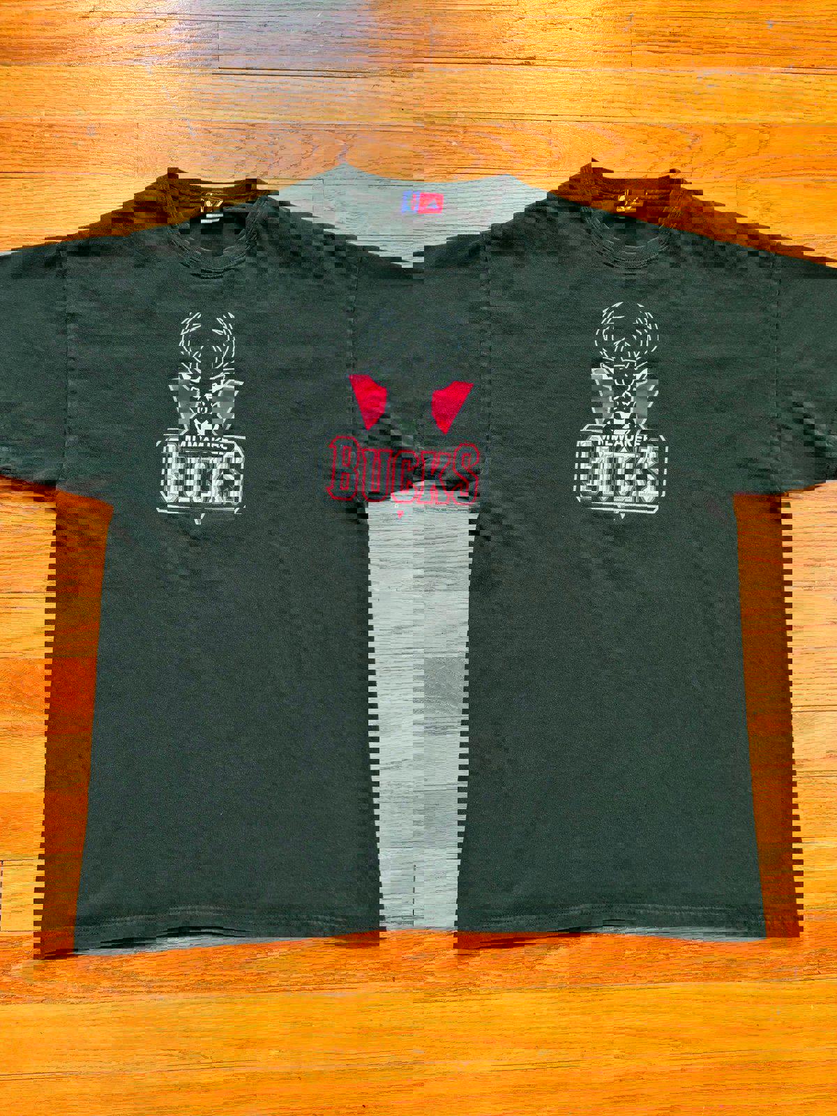 Vintage Milwaukee Bucks Ersan Ilyasova T-Shirt