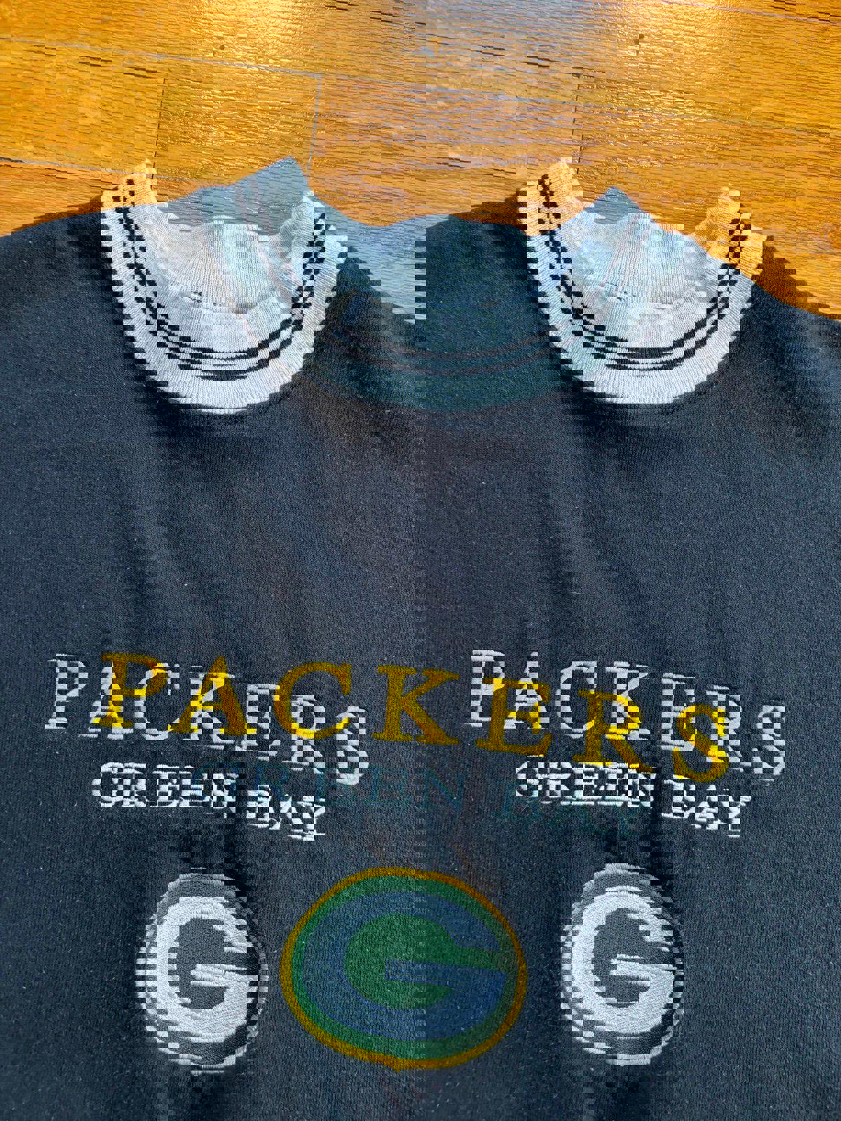 Vintage 90s NFL Green Bay Packer Crewneck Sweater