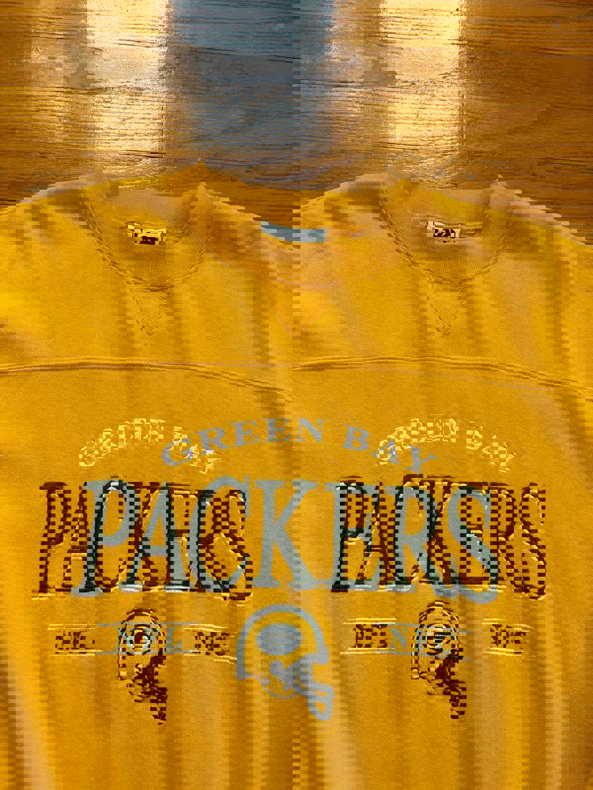 Vintage 90s NFL Green Bay Packer Crewneck Sweater