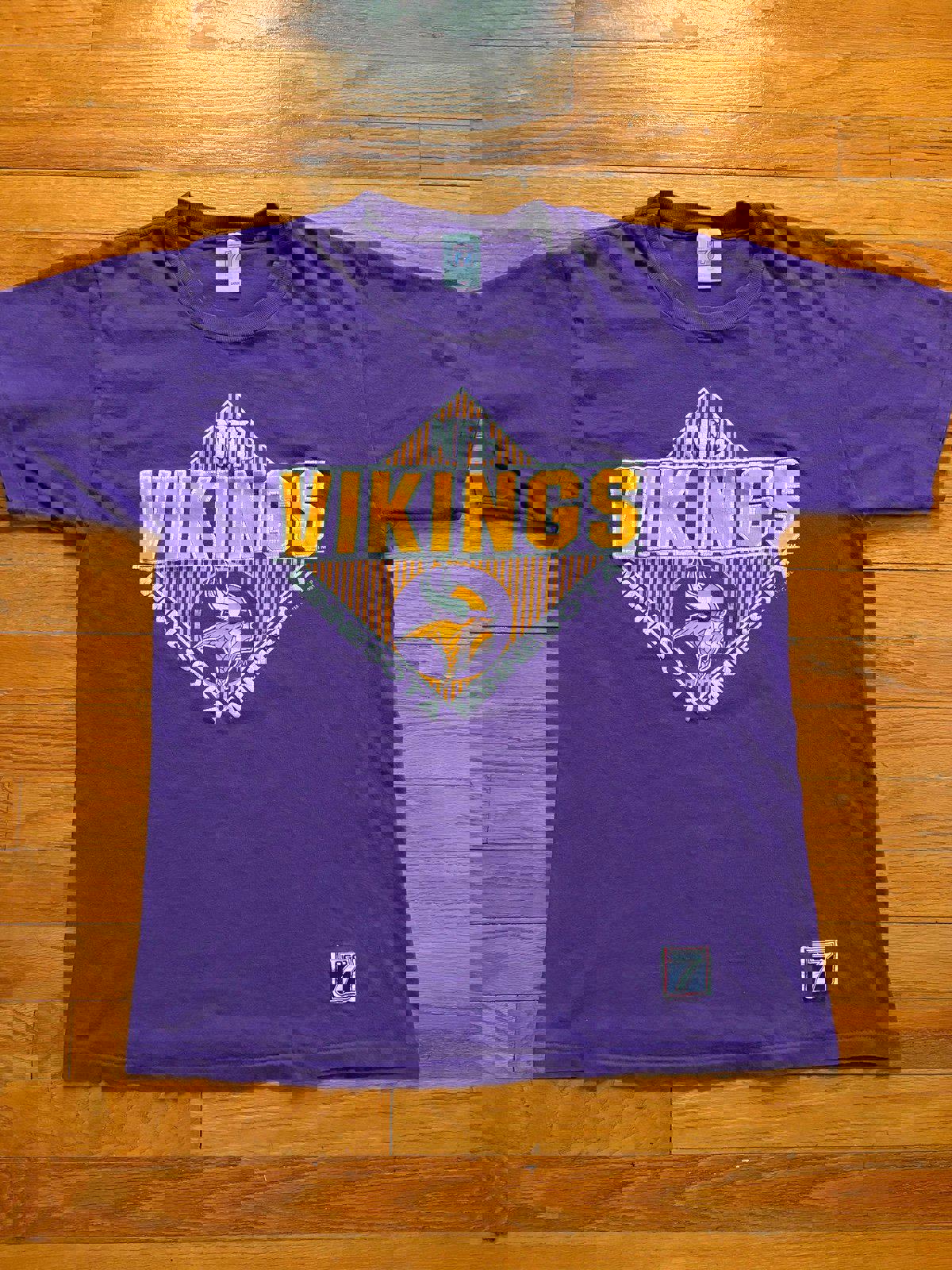 Vintage 1991 NFL Minnesota Vikings Logo 7 T-Shirt