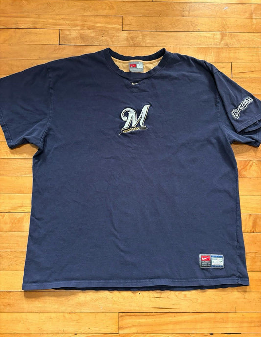 Vintage Nike MLB Milwaukee Brewers Center Swoosh Miller Park T-Shirt