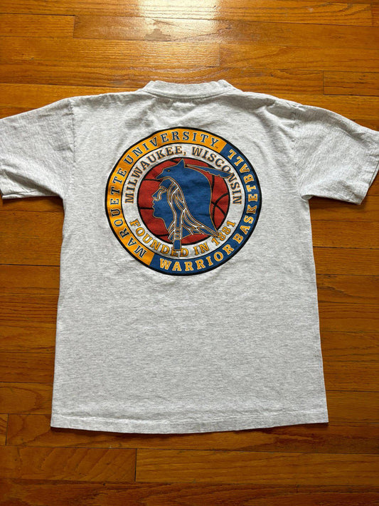 Vintage 90s Milwaukee Wisconsin Marquette Eagles Warriors Basketball T-Shirt