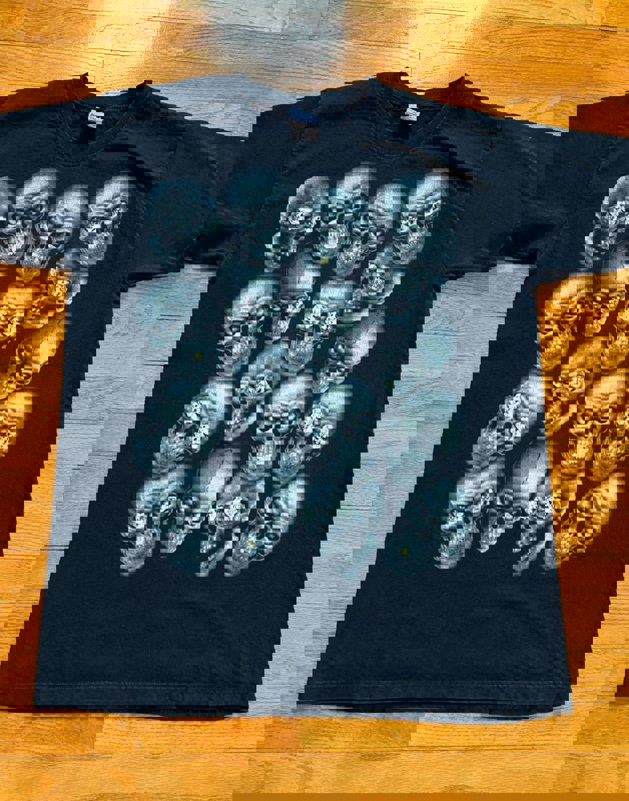 Vintage Y2K Skull Pile T-Shirt