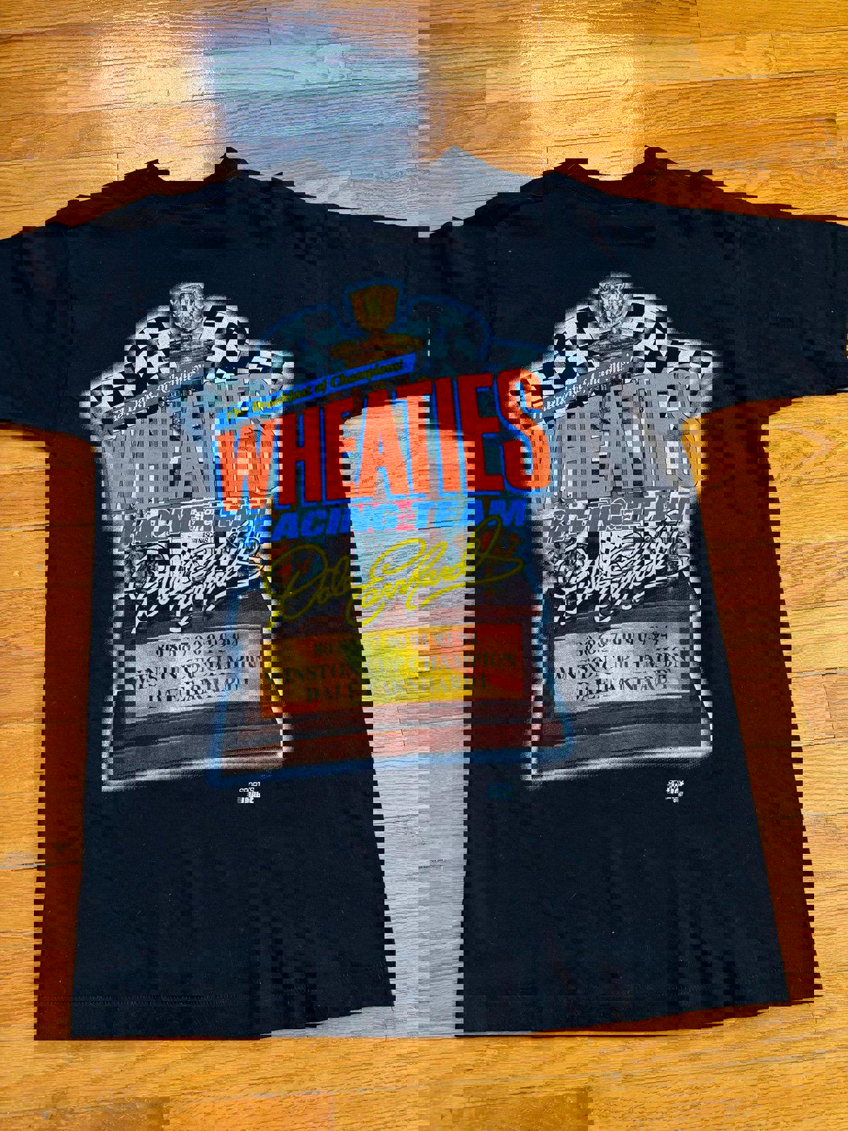 Vintage 90s NASCAR Dale Earnhardt Wheaties Racing Champion T-Shirt