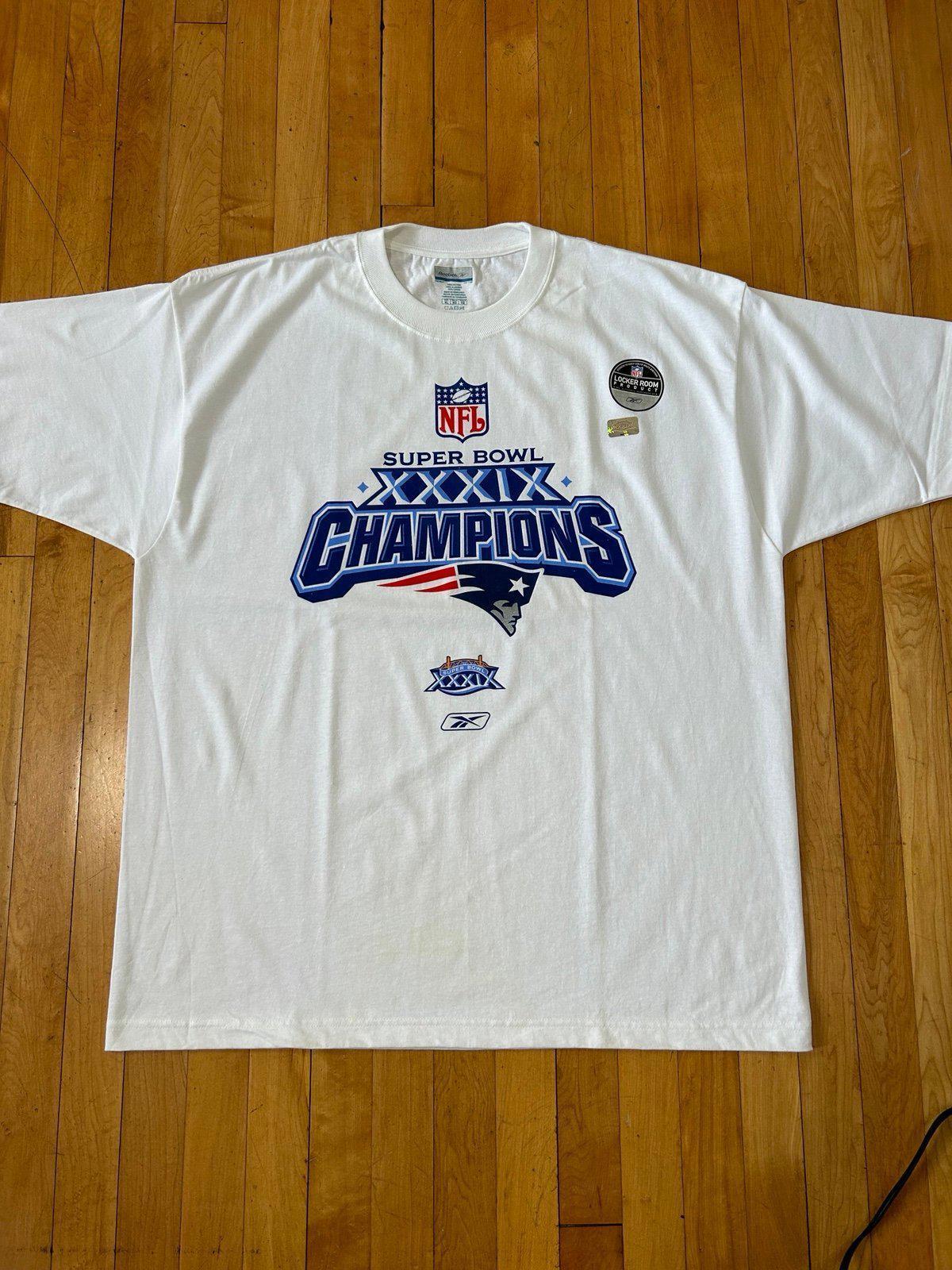 NWT Vintage NFL Super Bowl XXXIX Champions Tom Brady New England Patriots TShirt