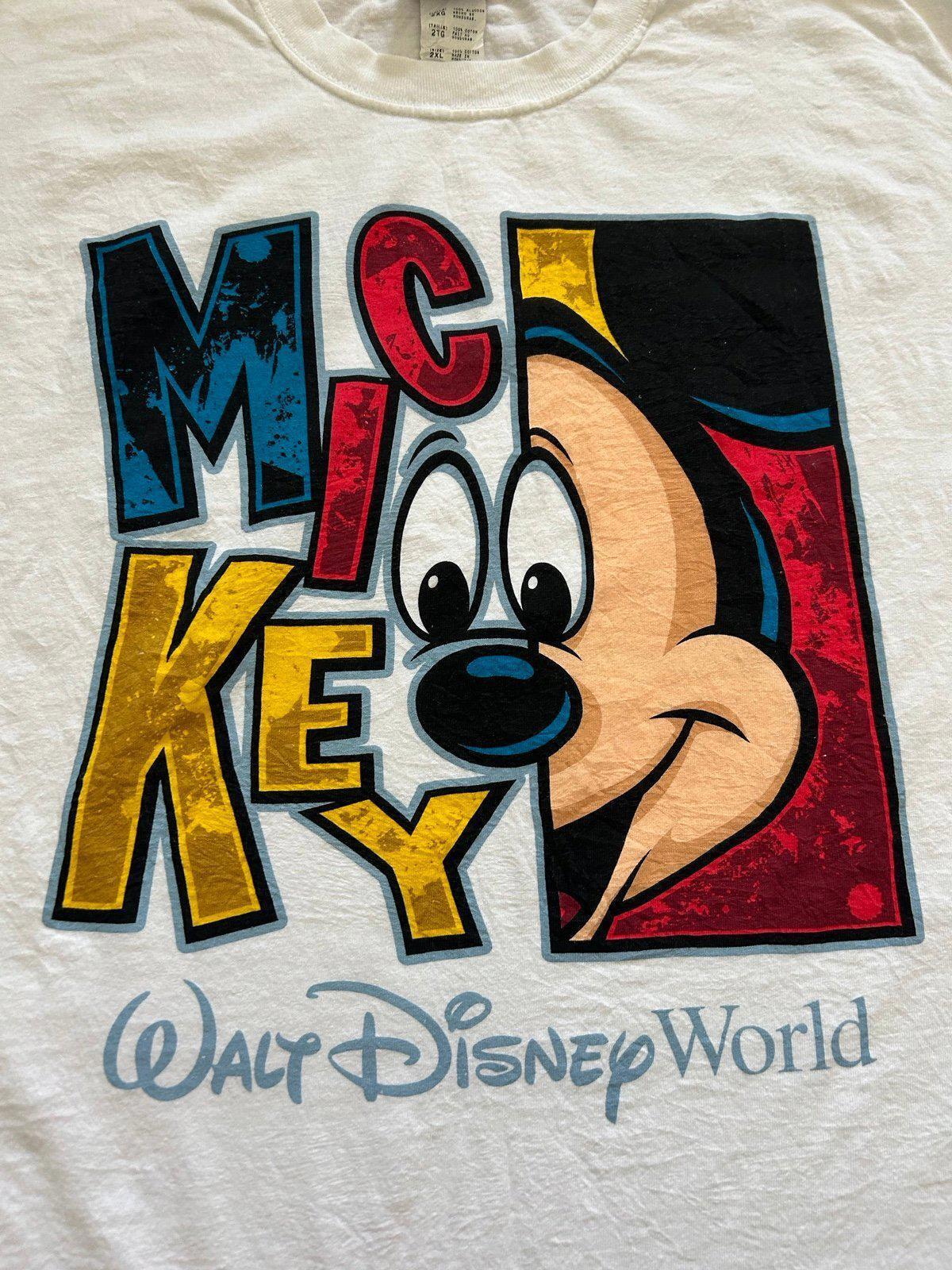 Vintage 90s Walt Disney World Mickey Mouse T-Shirt