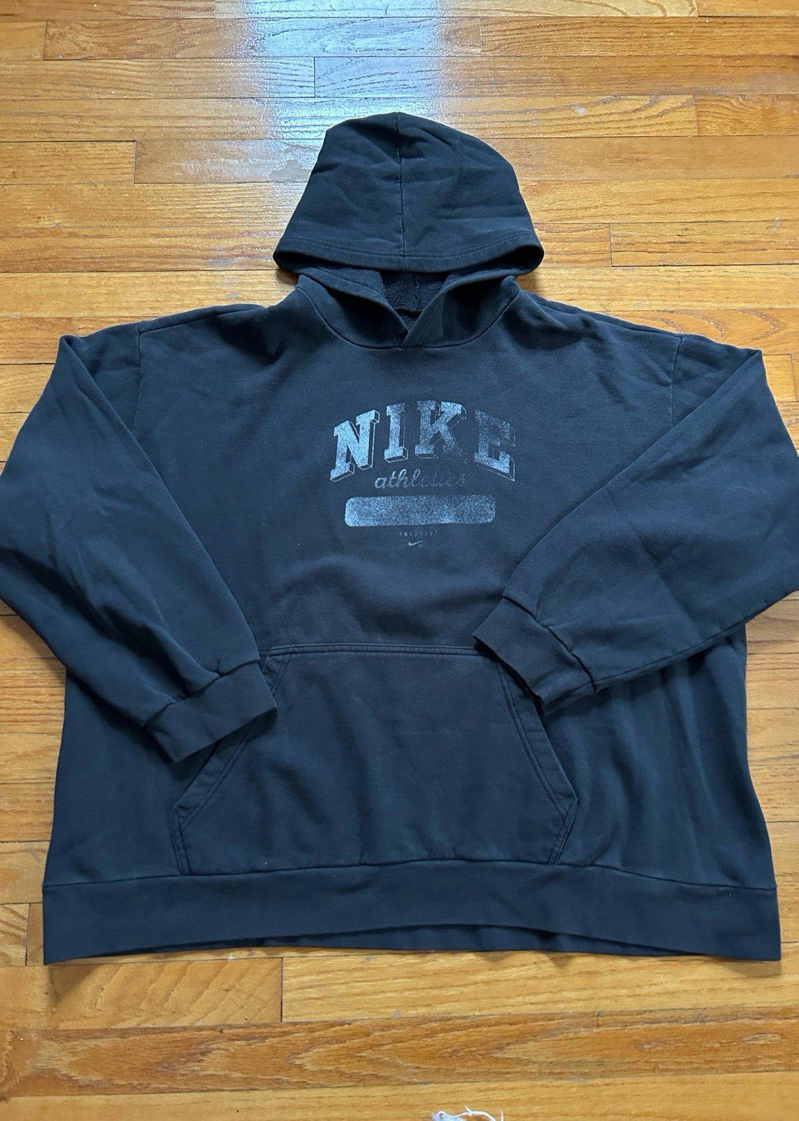 Vintage Nike Athletic Hoodie