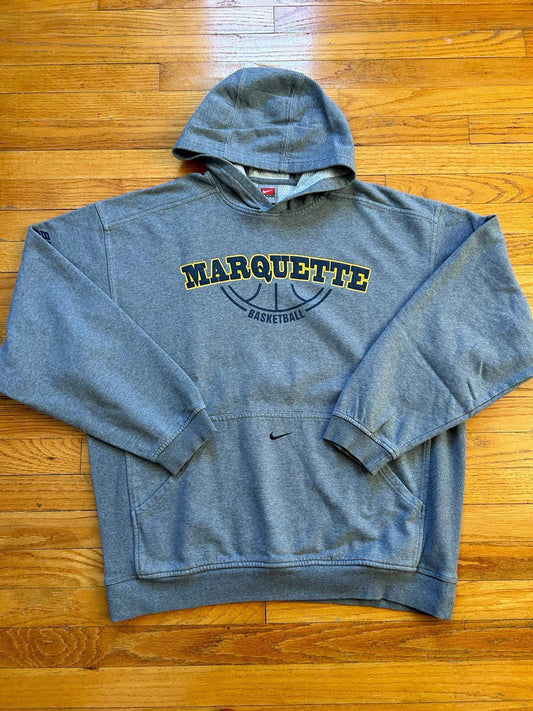 Vintage Nike University of Marquette Eagles Basketball  Hoodie Sweater