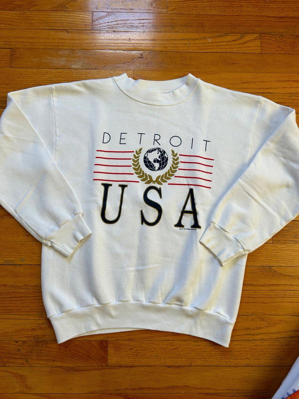 Vintage Detroit Michigan USA Motor City Crewneck