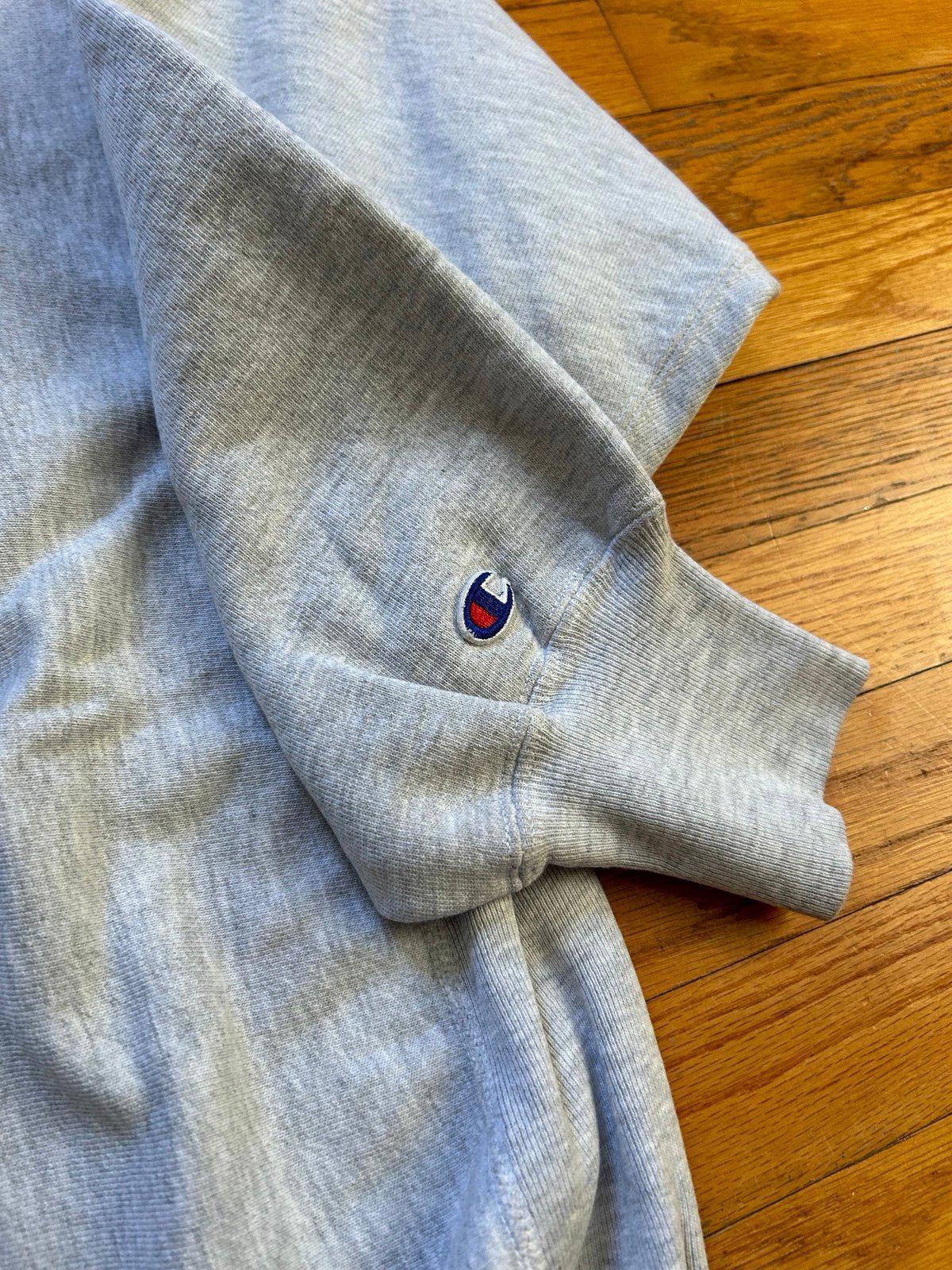 Vintage Champion Reverse Weave University of Marquette Crewneck Sweater