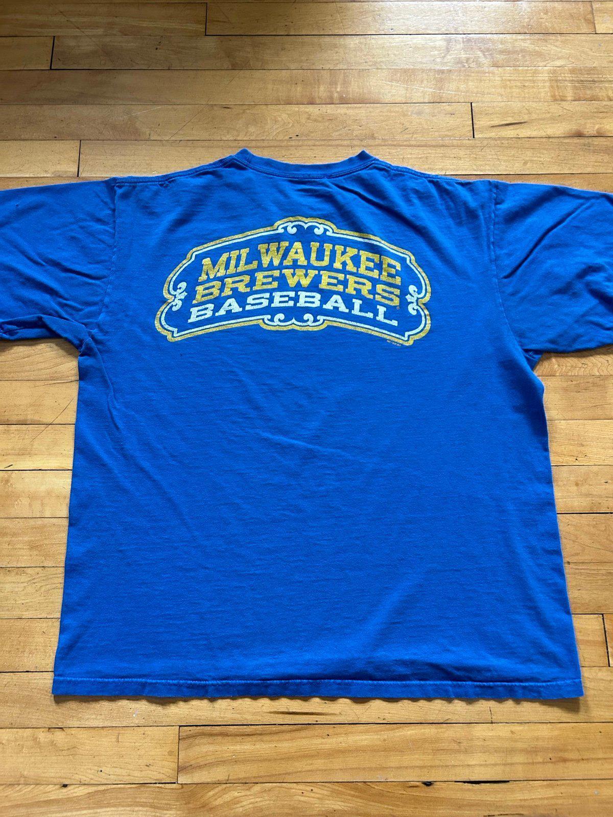 Vintage Nike MLB Milwaukee Brewers Center Swoosh Miller Park T-Shirt