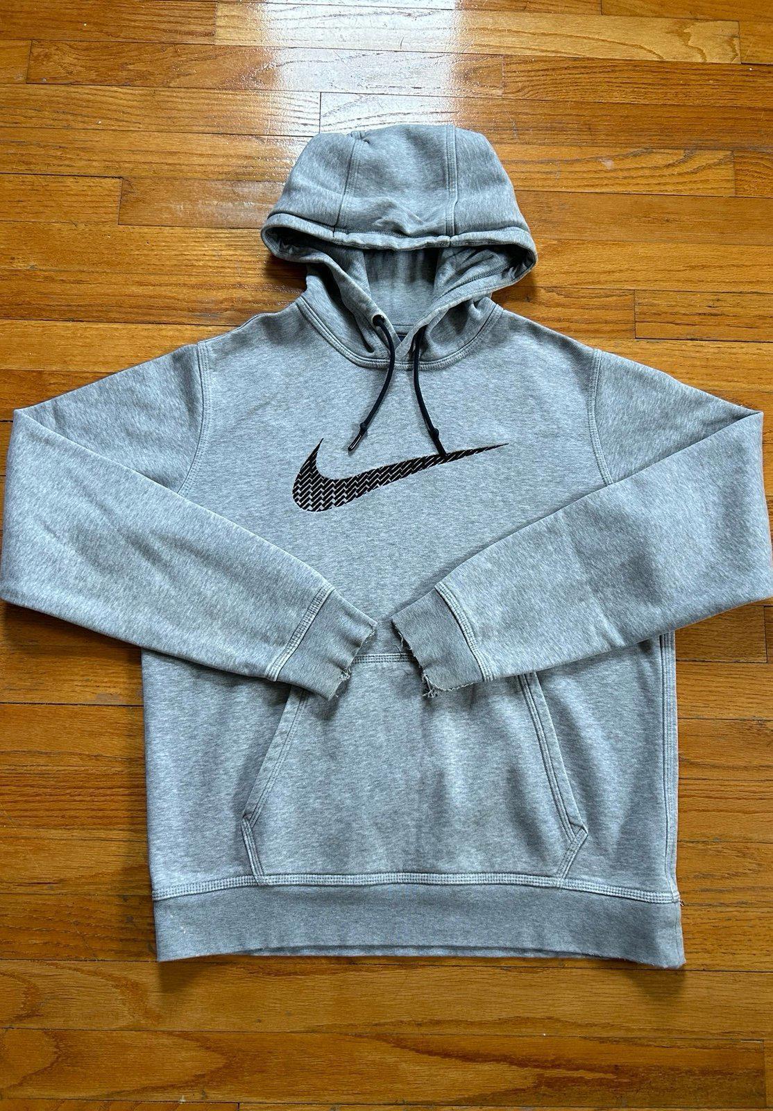 Vintage Nike Center Swoosh Hoodie