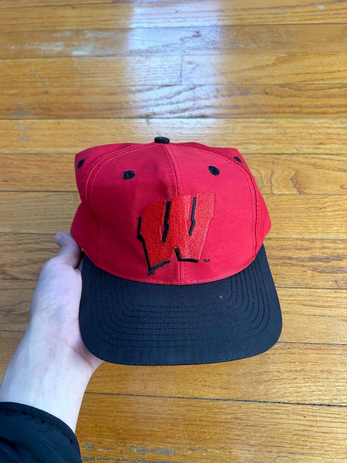 Vintage 90s Wisconsin Badgers Hat