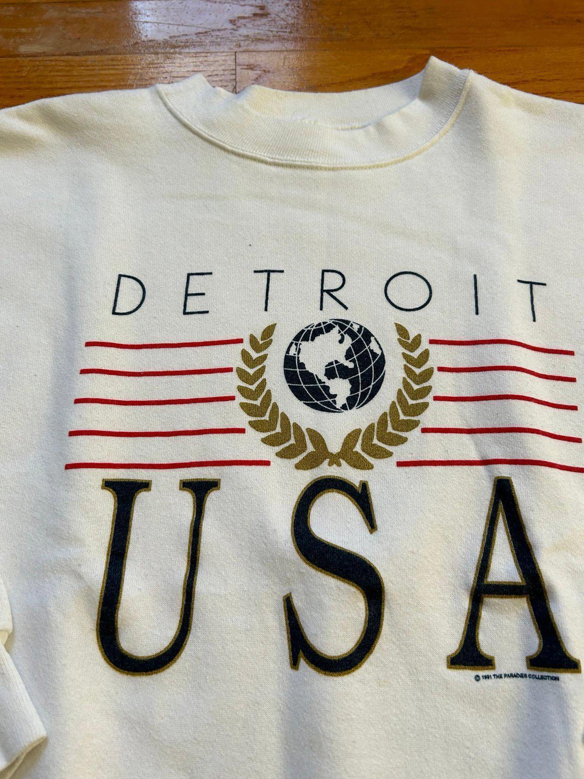 Vintage Detroit Michigan USA Motor City Crewneck