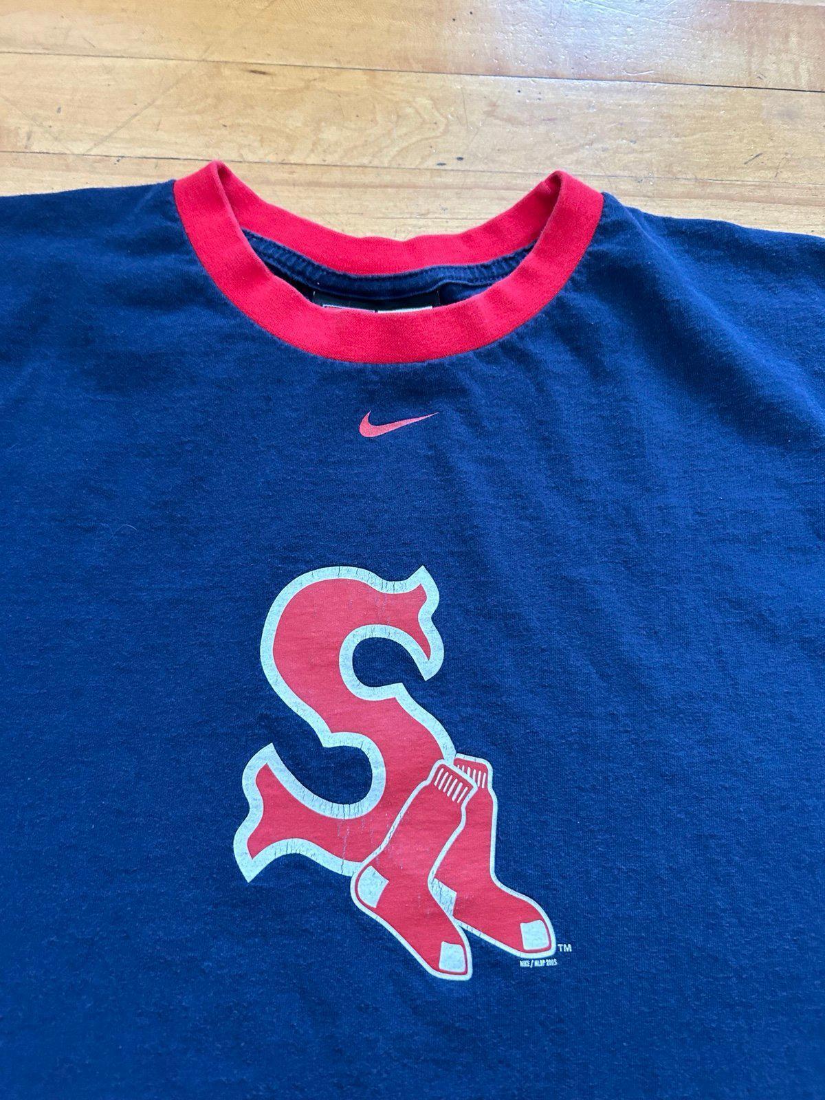 Vintage MLB Boston Red Sox Nike Center Swoosh T-Shirt