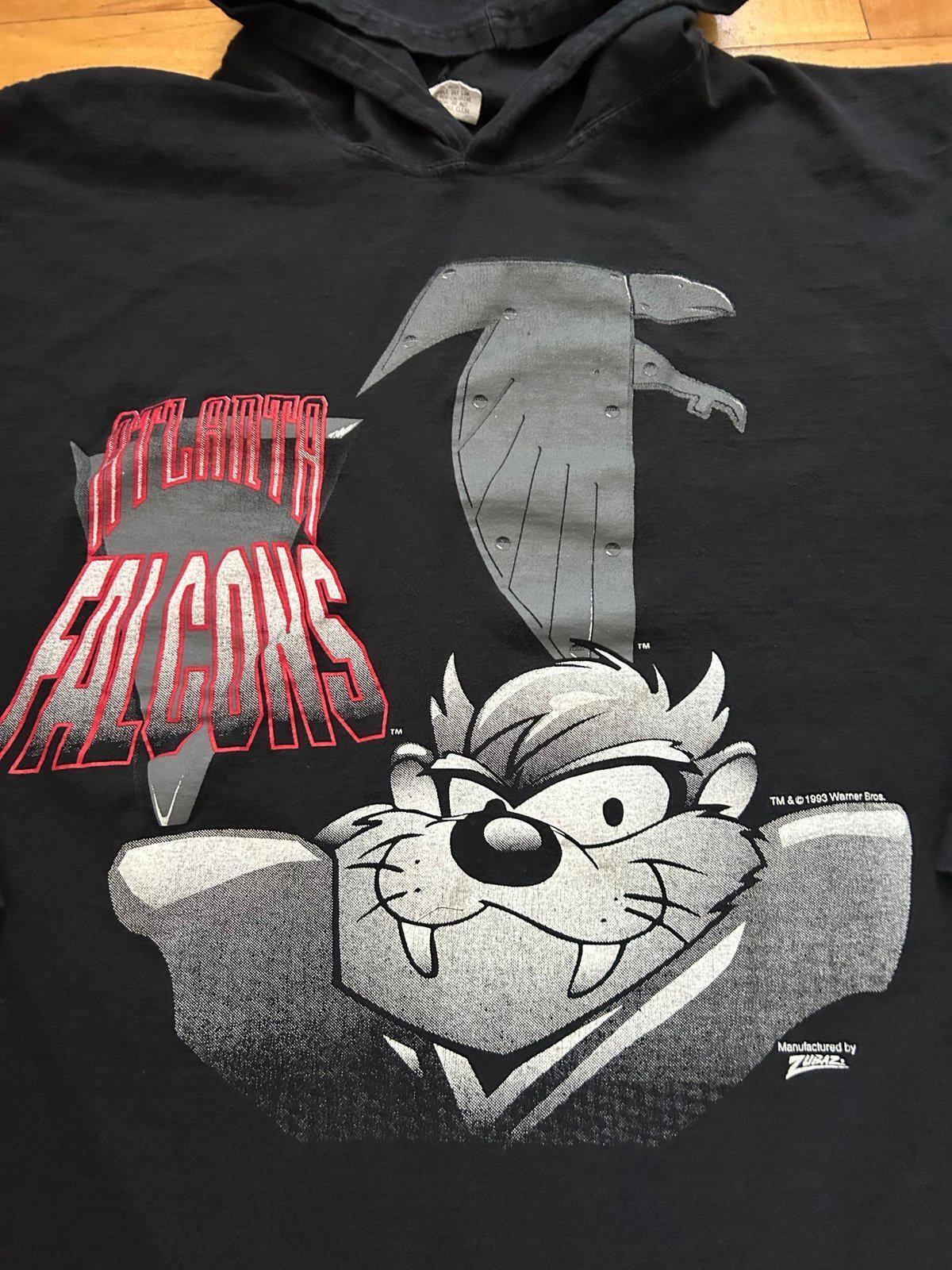Vintage 1993 NFL Atlanta Falcons Looney Tunes Taz Long Sleeve T-Shirt