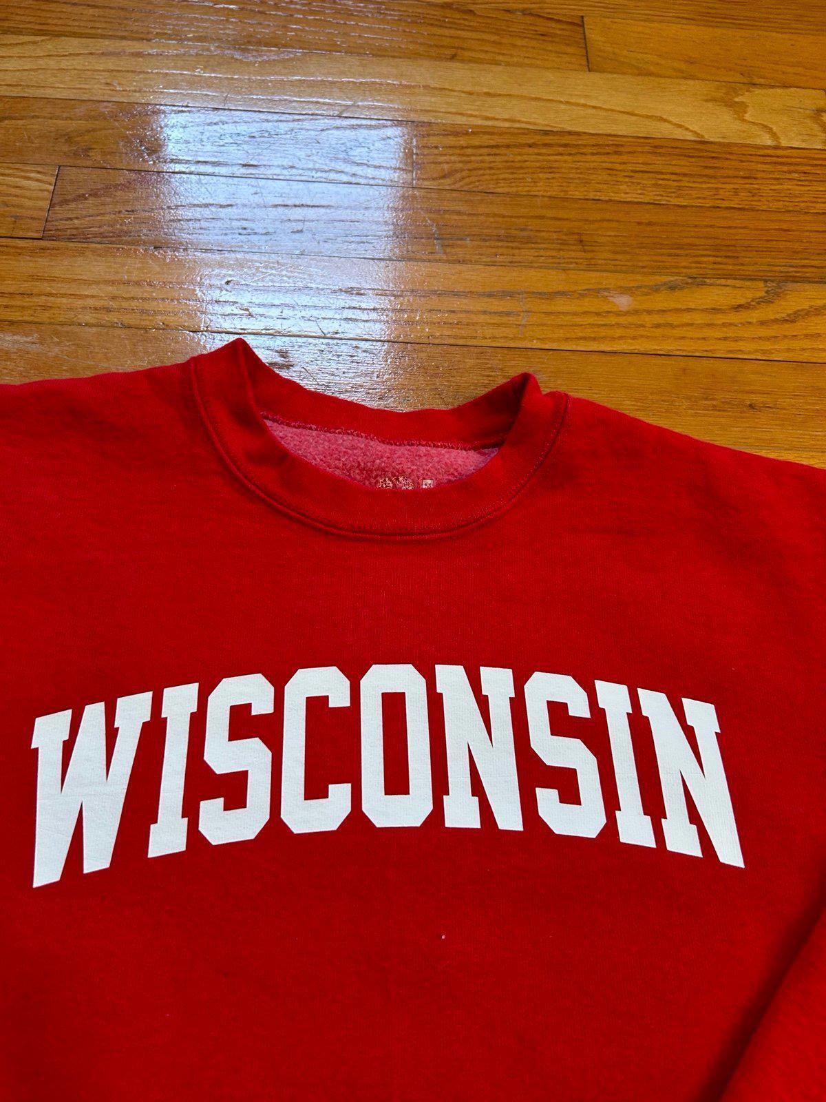 Vintage University of Wisconsin Badgers College NCAA Crewneck Sweater