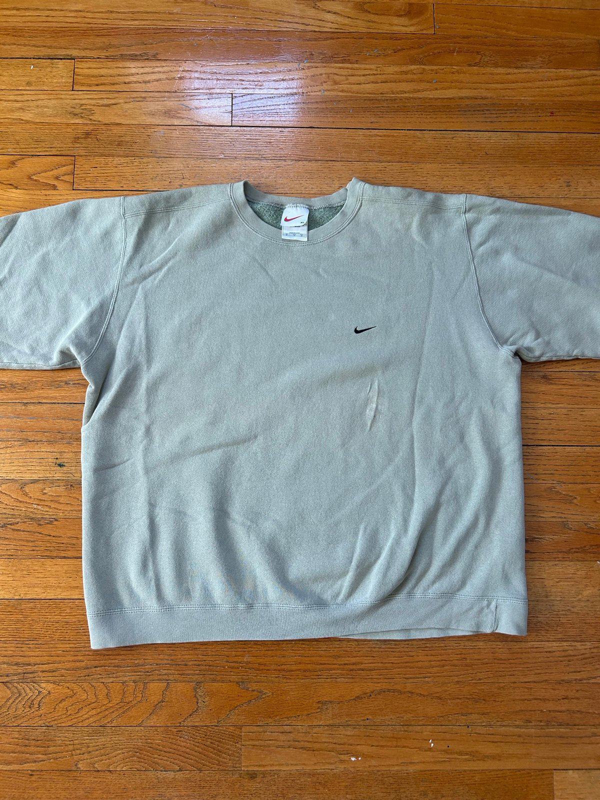 Vintage Nike Hoodie Crewneck (cut sleeves)