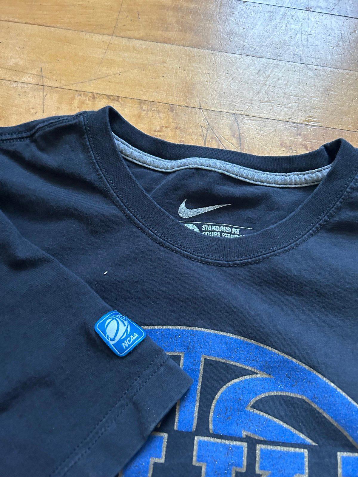 Vintage Black Nike University of Duke Blue Devils Basketball T-Shirt