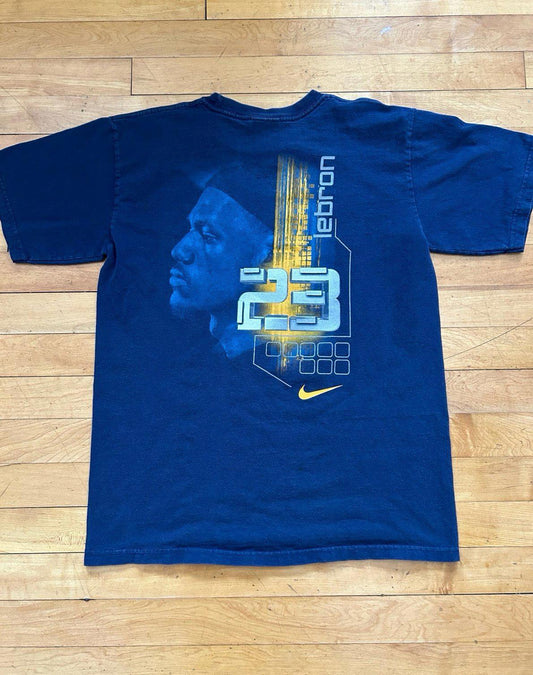 Vintage Y2K Nike LeBron James T-Shirt