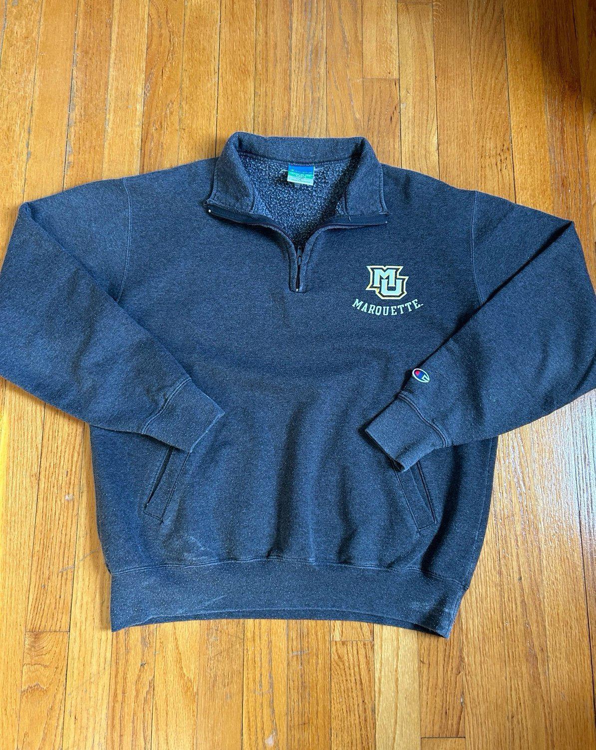 Champion University of Milwaukee Wisconsin Marquette Eagles Sweater