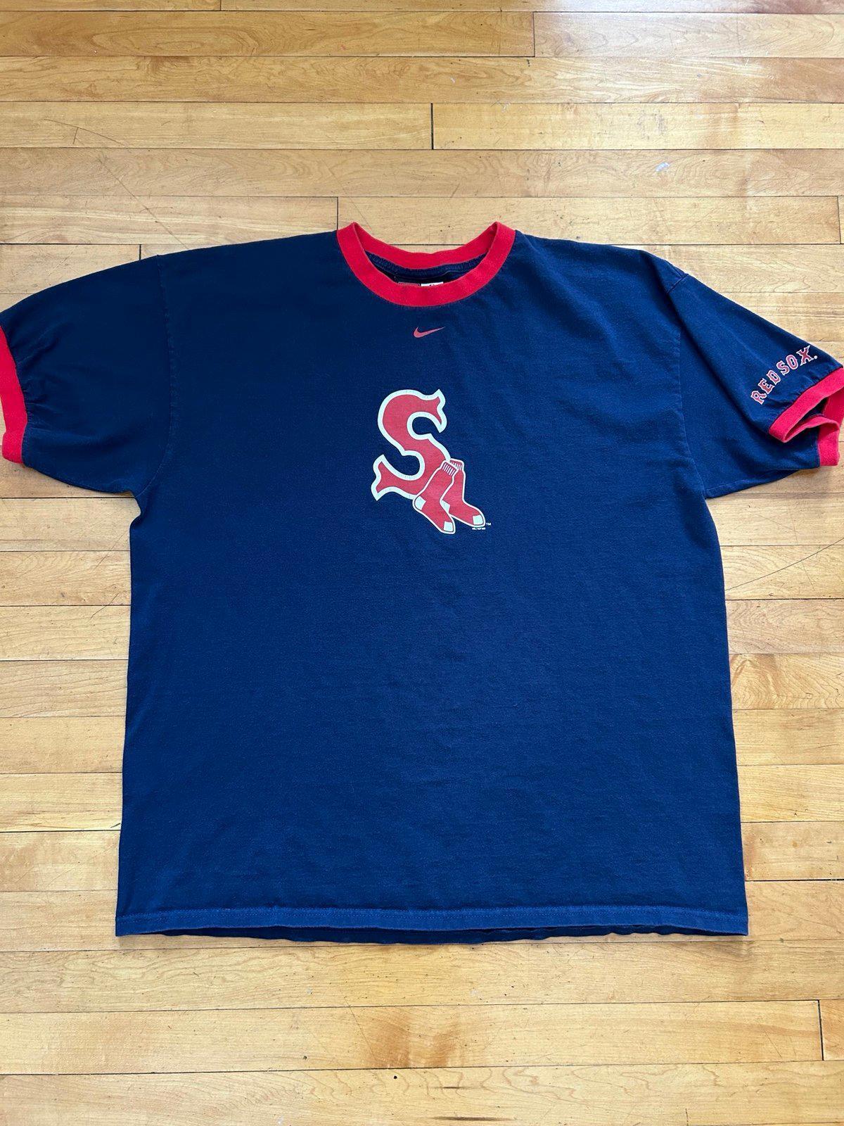 Vintage MLB Boston Red Sox Nike Center Swoosh T-Shirt