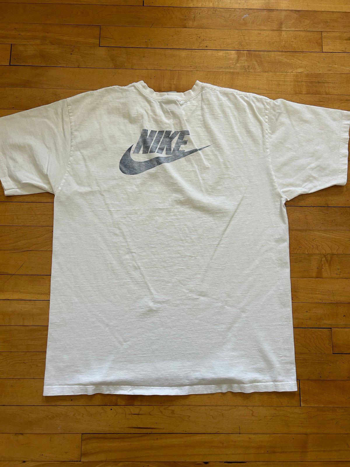 Vintage Nike Air Swoosh T-Shirt