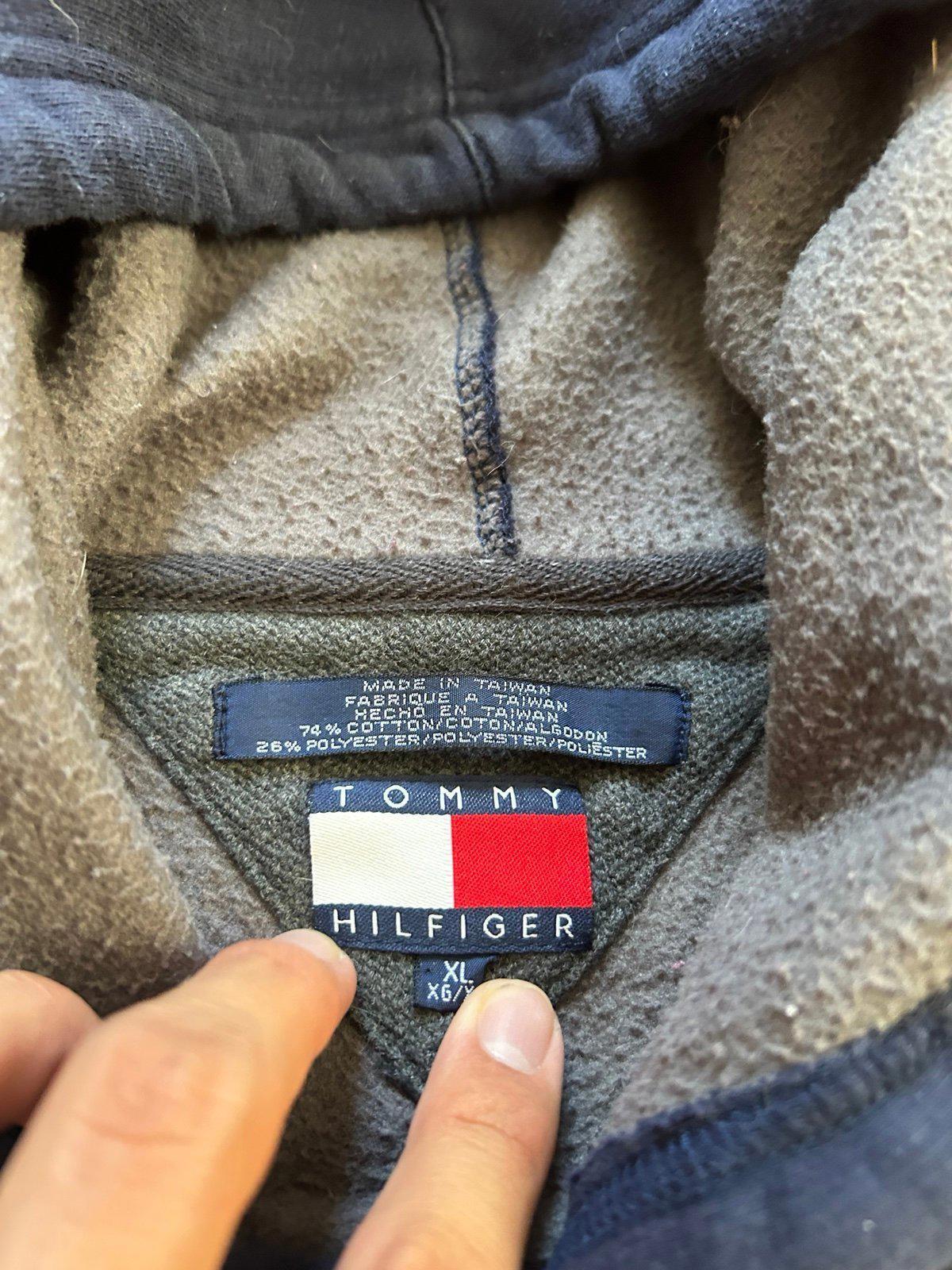 Vintage Tommy Hilfiger Hoodie Sweater