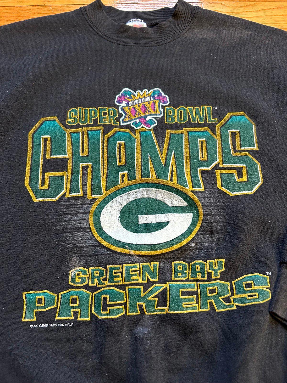 Vintage 90s NFL Green Bay Packer Super Bowl Champions Crewneck Sweater