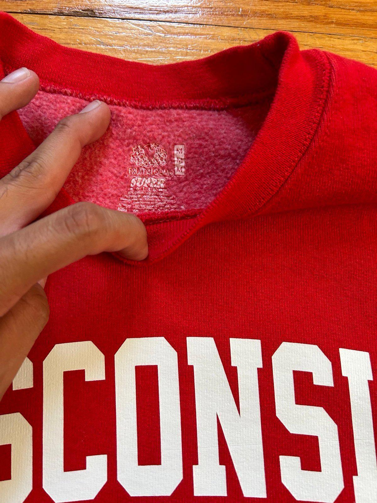 Vintage University of Wisconsin Badgers College NCAA Crewneck Sweater