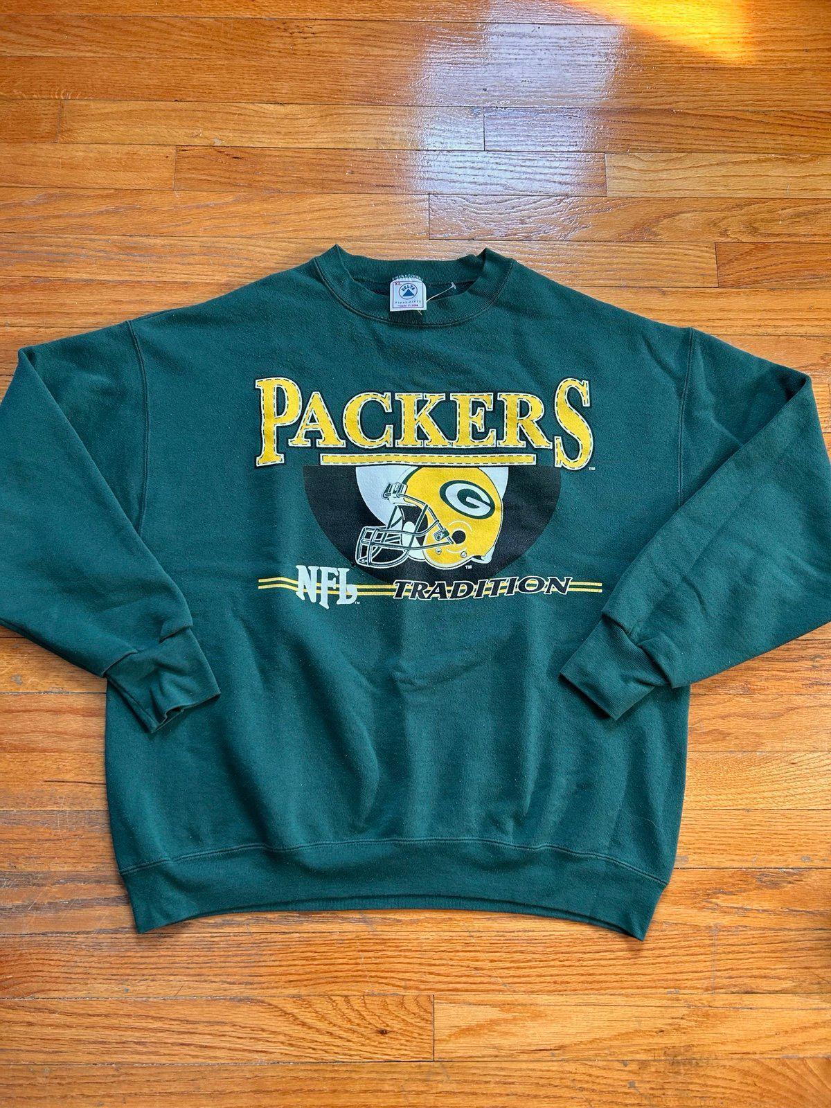 Vintage 90s NFL Green Bay Packer Crewneck Sweater