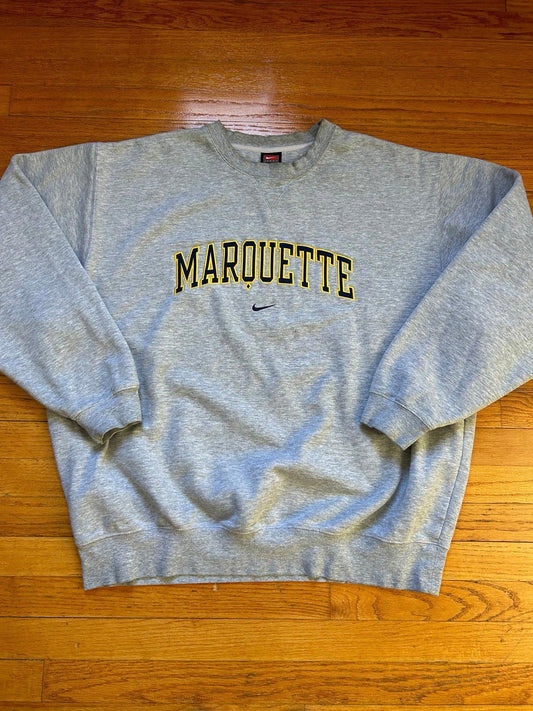 Vintage Nike University of Marquette Eagles Center Swoosh Crewneck Sweater