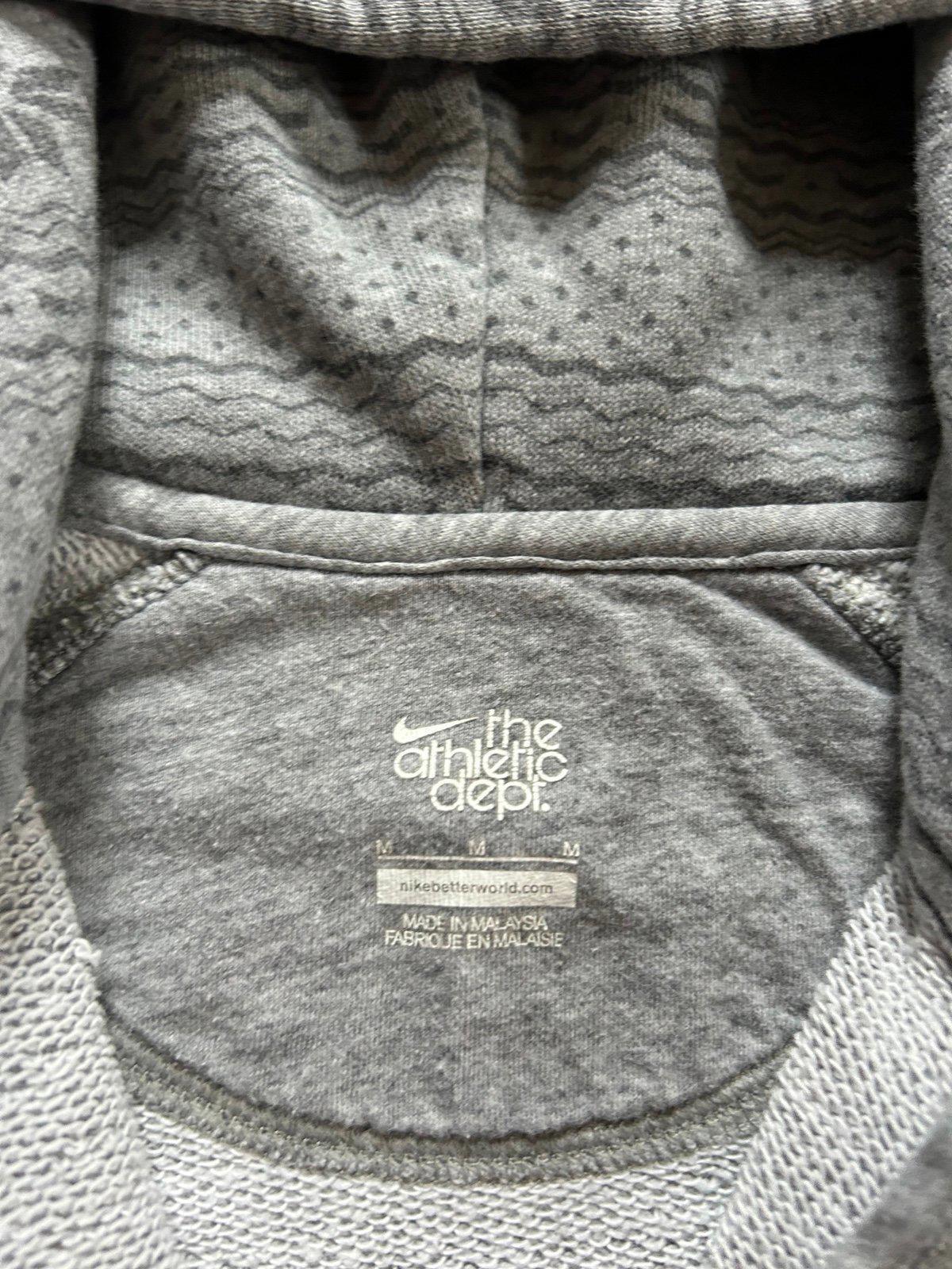 Vintage Grey Christmas Nike Zip Up Hoodie Sweater