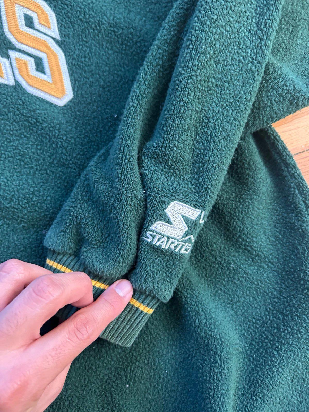 Vintage 90s NFL Green Bay Packer Crewneck Sweater