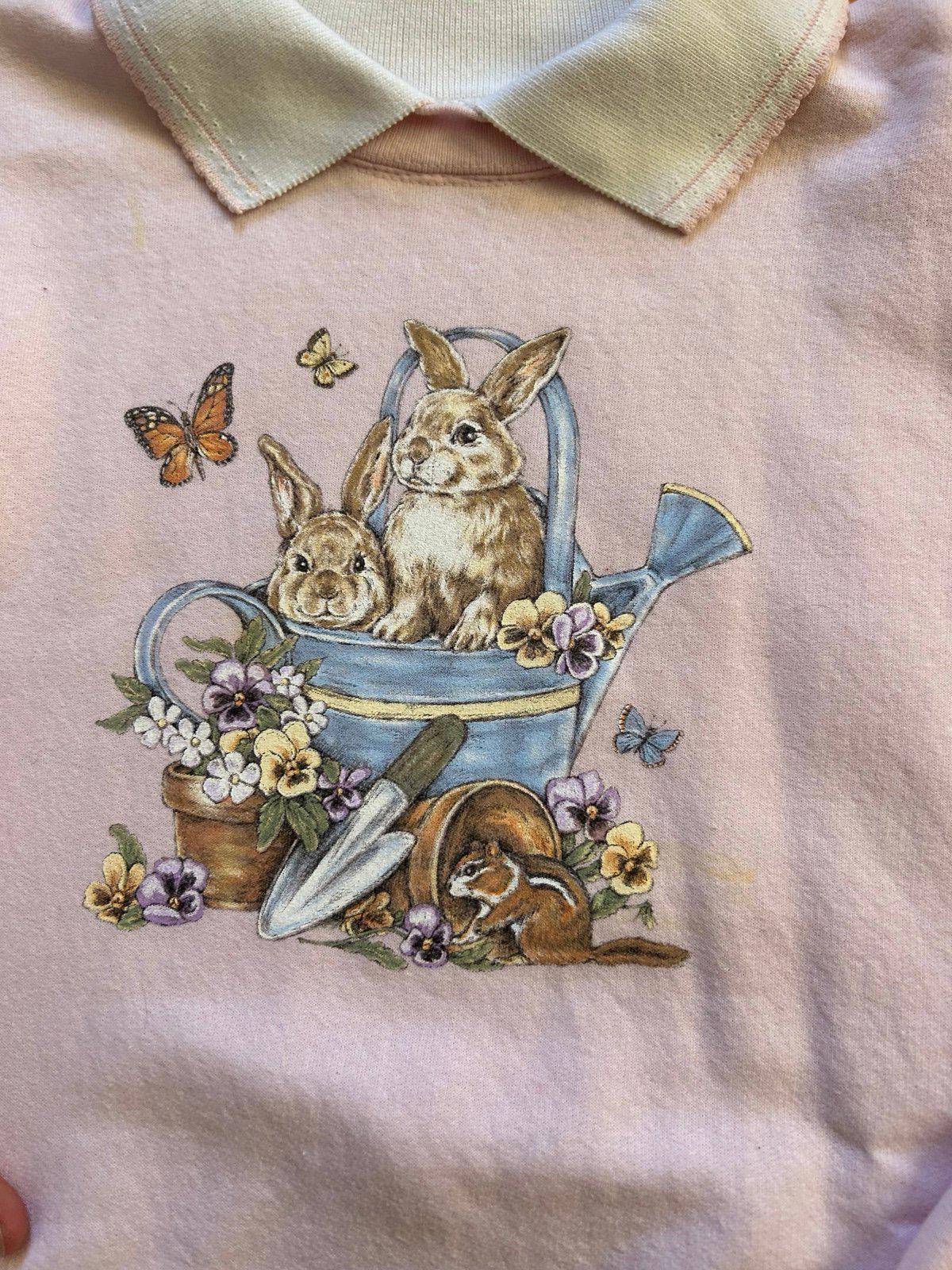 Vintage Nature Easter Bunny Crewneck