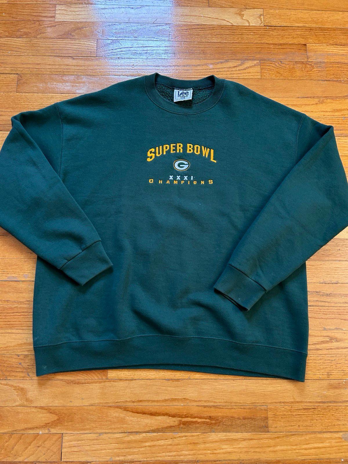 Vintage 90s NFL Green Bay Packer Crewneck Sweater