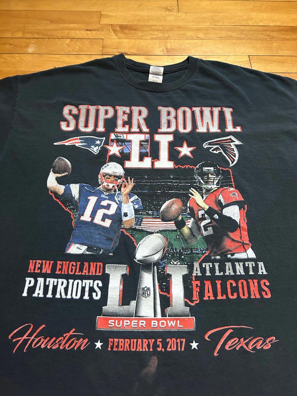 Vintage NFL Superbowl LI Tom Brady New England Patriots Atlanta Falcons T-Shirt