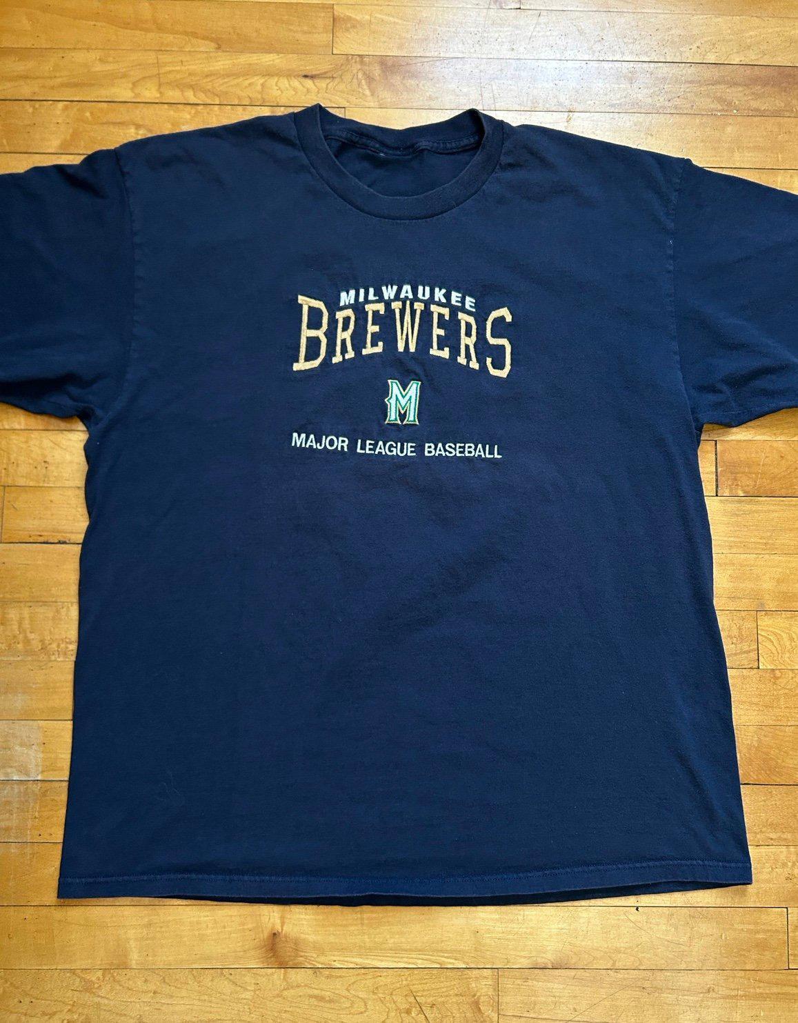 Vintage MLB Milwaukee Brewers Miller Park T-Shirt