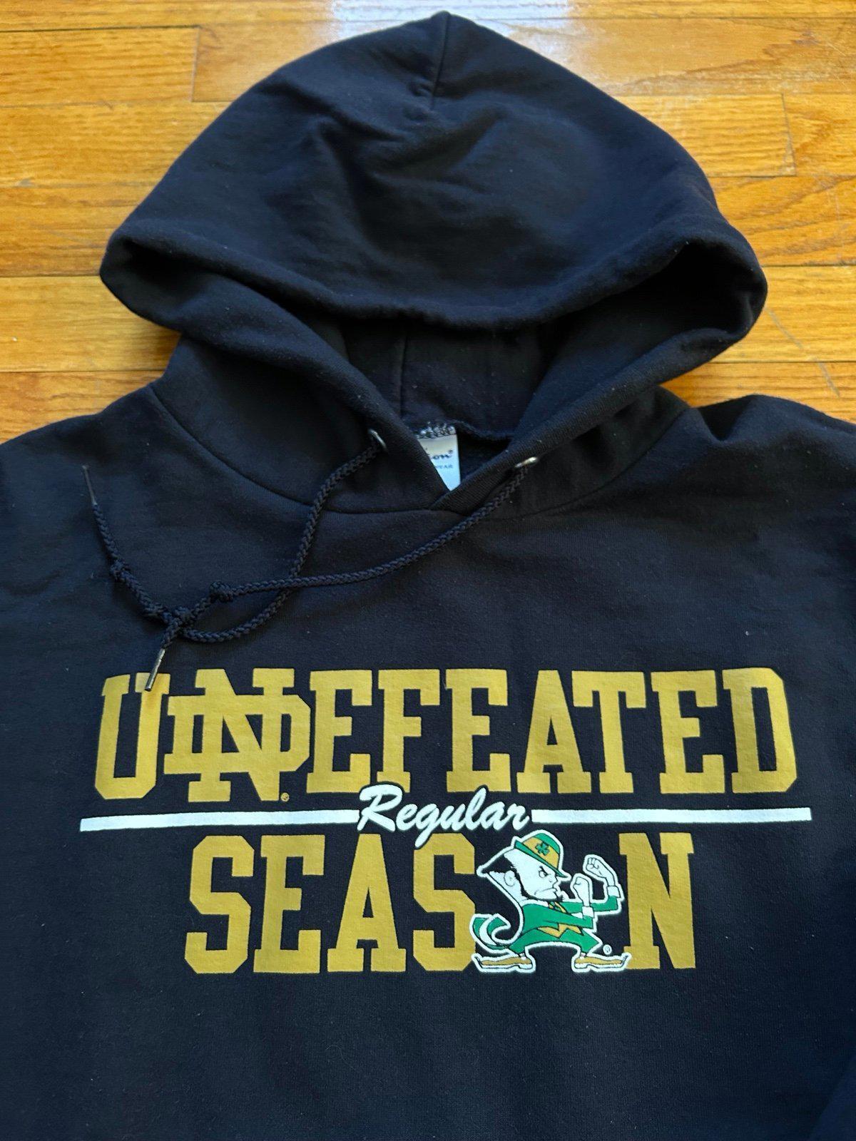 Champion University of Notre Dame Fighting Irish Hoodie Sweater