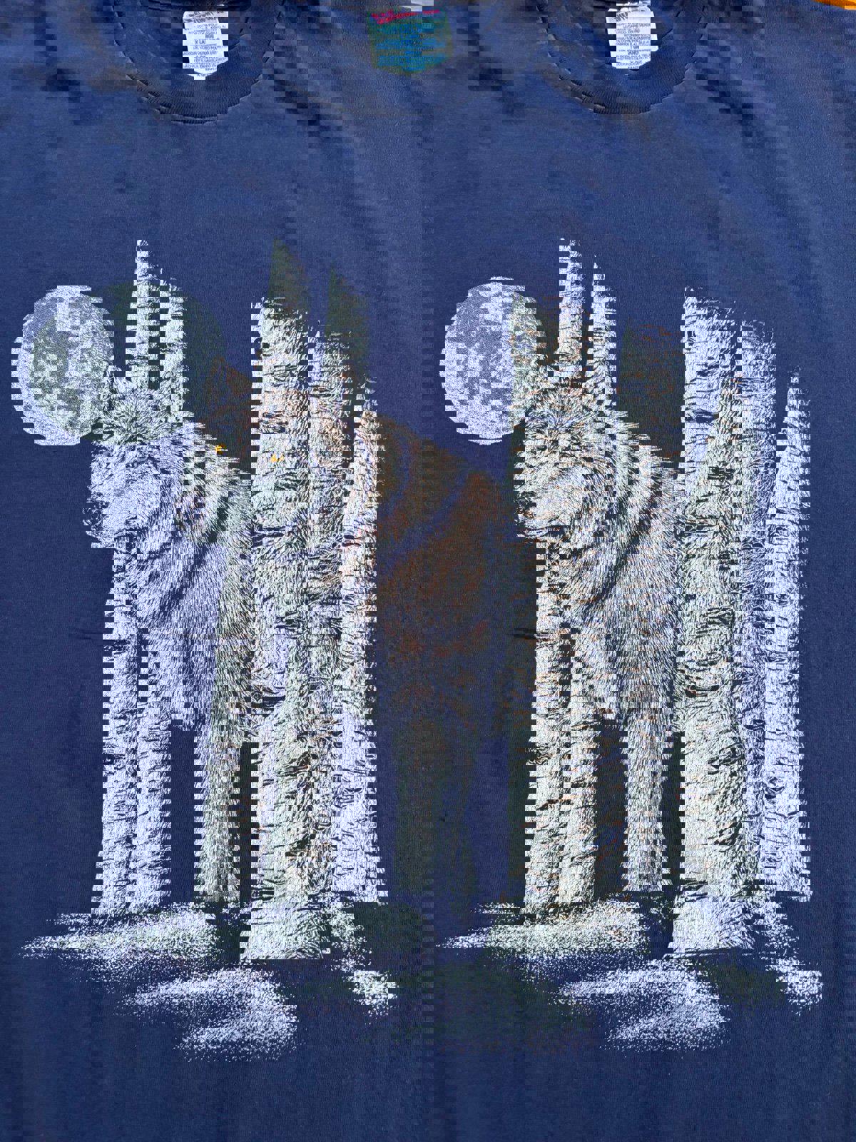 Vintage Nature Wolves Wolf Mountains T-Shirt