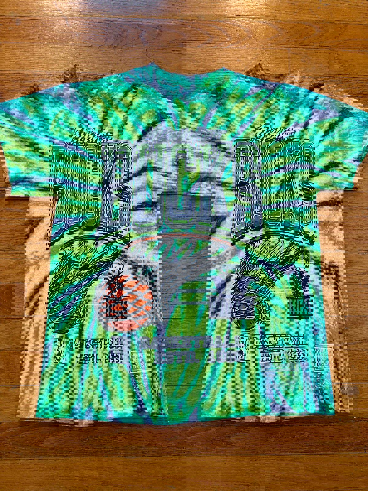 Mitchell & Ness Hardwood Classic NBA Milwaukee Bucks Tie Dye T-Shirt